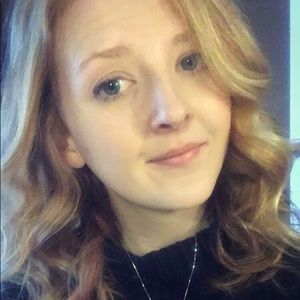 Meet your Posher, Lynda